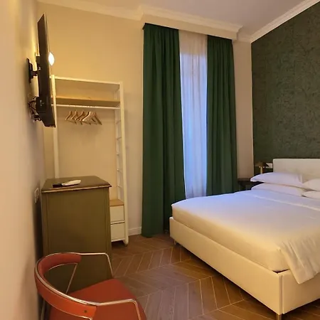 Lui & Gio Luxury